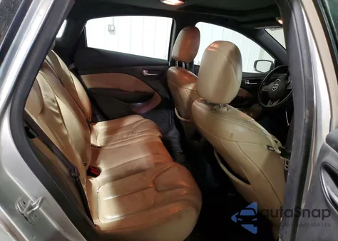 2013 Dodge Dart Limited z USA, uszkodzony, nr VIN 1C3CDFCA7DD311128